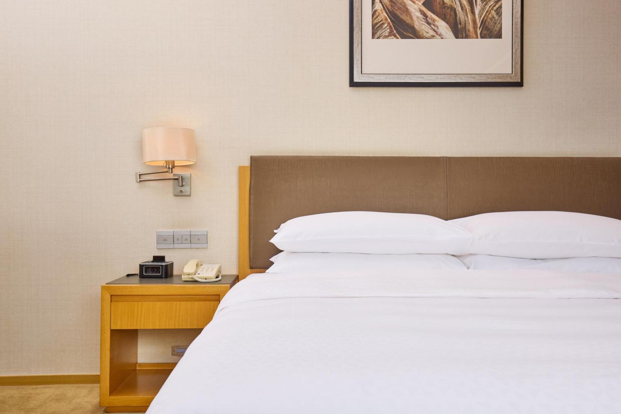 Four Points By Sheraton Guangzhou, Dongpu Tianhe Екстериор снимка