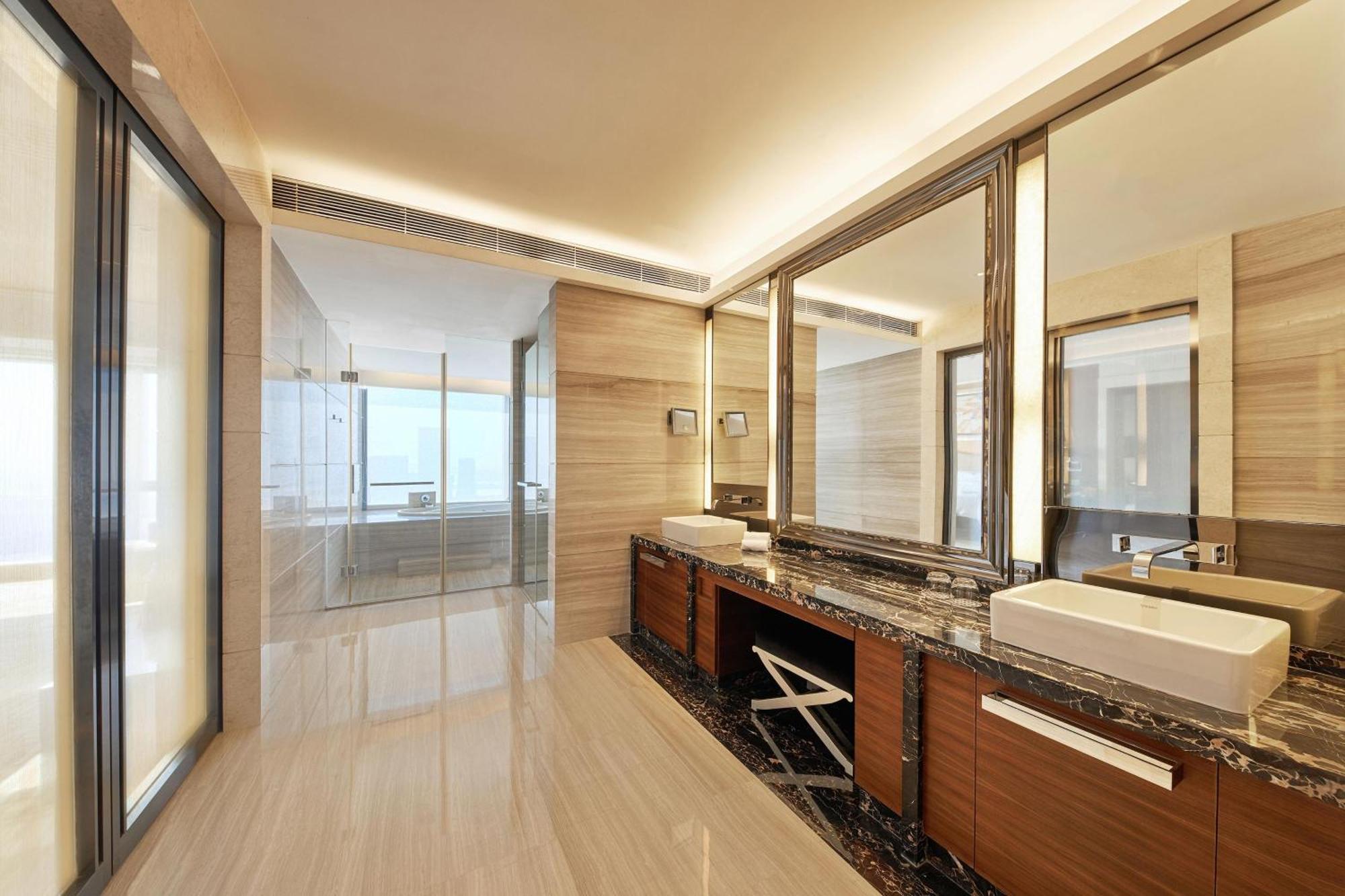 Four Points By Sheraton Guangzhou, Dongpu Tianhe Екстериор снимка